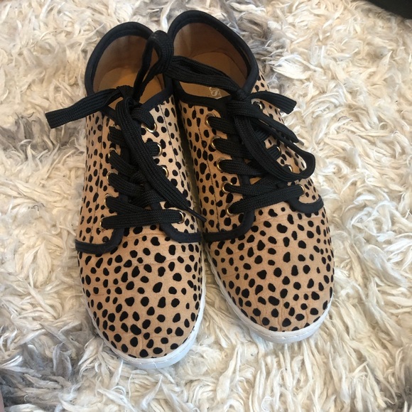 JustFab “Moana” Sneakers! 🤎🧡 - Picture 3 of 6